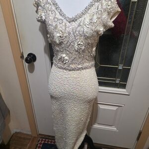 Others Follow Cream Floral Embellished Midi Dress